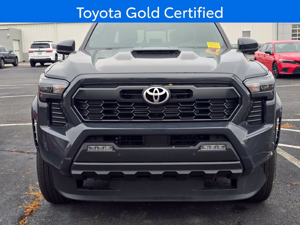 Used 2024 Toyota Tacoma TRD Sport w/ TRD Sport Upgrade Package RWD image 2