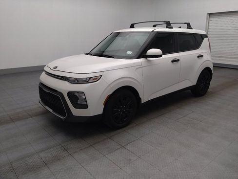 Used 2020 Kia Soul LX FWD image 2