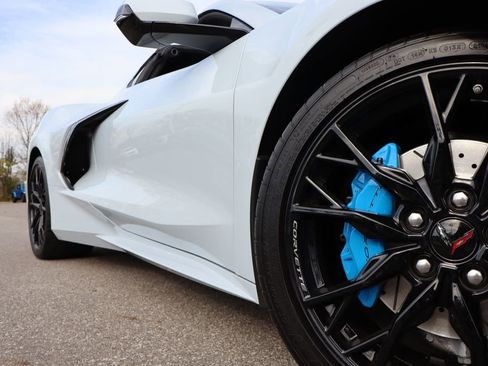 Used 2024 Chevrolet Corvette Stingray Coupe w/ 1LT image 2