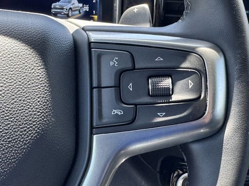 Used 2025 Chevrolet Silverado 1500 LT AWD/4WD image 21