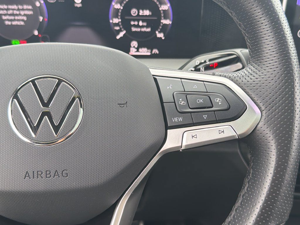 Certified 2026 Volkswagen Tiguan SE R-Line AWD/4WD image 12