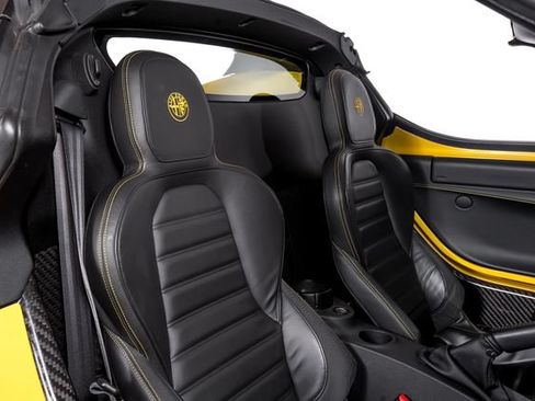 Used 2016 Alfa Romeo 4C Spider w/ Spider Track Package 4 RWD image 43