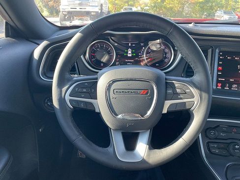 Used 2016 Dodge Challenger SXT Plus image 14