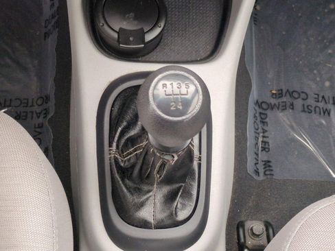 Used 2009 Hyundai Accent GLS FWD image 18