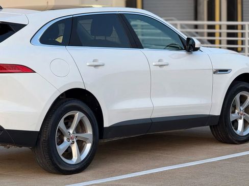 Used 2019 Jaguar F-PACE AWD/4WD image 9
