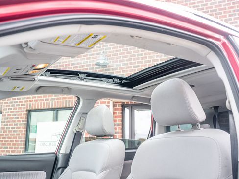 Used 2018 Subaru Forester 2.5i Premium AWD/4WD image 19