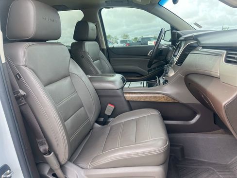 Used 2019 GMC Yukon Denali w/ Denali Ultimate Package AWD/4WD image 13