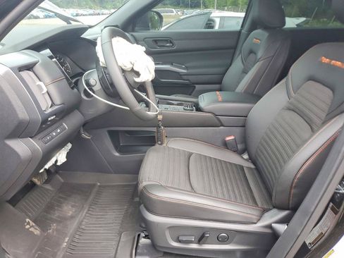 Used 2025 Nissan Pathfinder Rock Creek AWD/4WD image 6