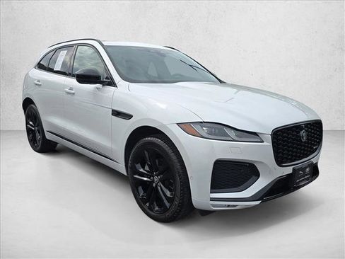 Used 2025 Jaguar F-PACE R-Dynamic S AWD/4WD image 3