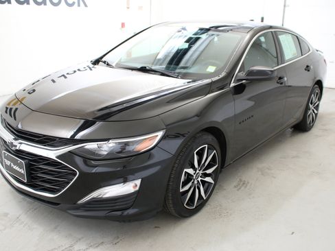 Used 2023 Chevrolet Malibu RS image 3