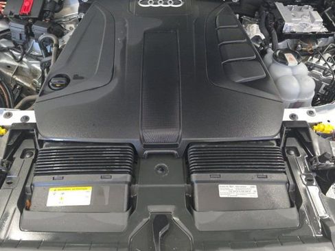 Used 2023 Audi Q7 2.0T Premium w/ Convenience Package AWD/4WD image 10