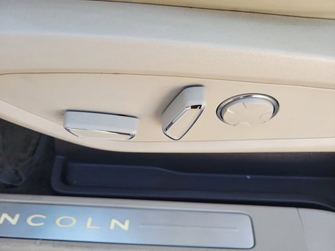 Used 2019 Lincoln MKC Select w/ Select Plus Package image 23