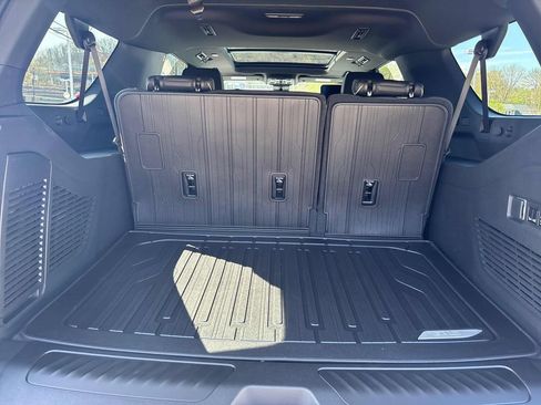 New 2026 GMC Yukon XL Elevation w/ Elevation Premium Package image 30