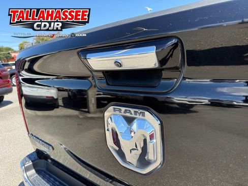 Used 2021 RAM 1500 Laramie AWD/4WD image 5