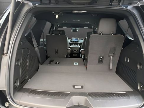 Used 2024 Chevrolet Tahoe LT image 11