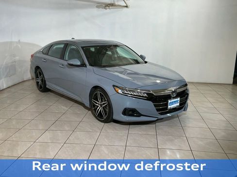 Used 2021 Honda Accord Touring image 9