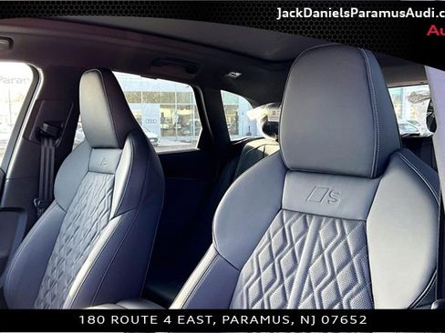 New 2025 Audi SQ5 Premium Plus image 9