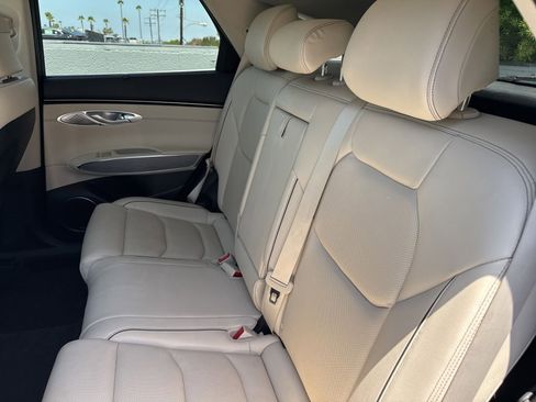 Used 2023 Genesis GV70 2.5T w/ Advanced Package AWD/4WD image 6