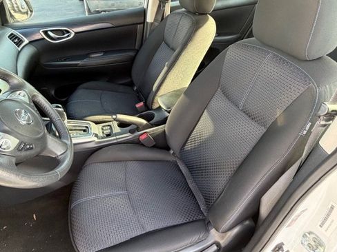 Used 2016 Nissan Sentra SR FWD image 9