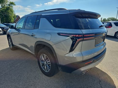 Used 2026 Chevrolet Traverse LT AWD/4WD image 5