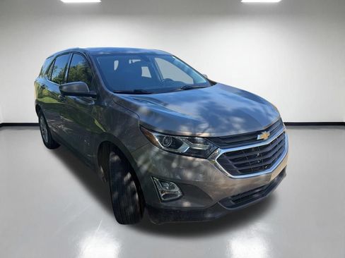 Used 2019 Chevrolet Equinox LT FWD image 2