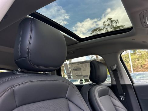 New 2026 Lincoln Nautilus Premier w/ Equipment Group 102A AWD/4WD image 16