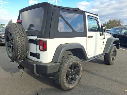 Used 2016 Jeep Wrangler Sport image 6