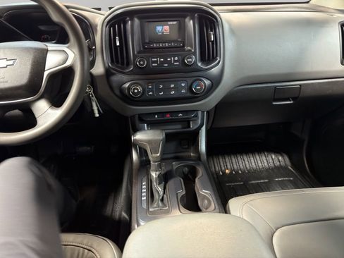 Used 2016 Chevrolet Colorado W/T w/ WT Convenience Package image 12