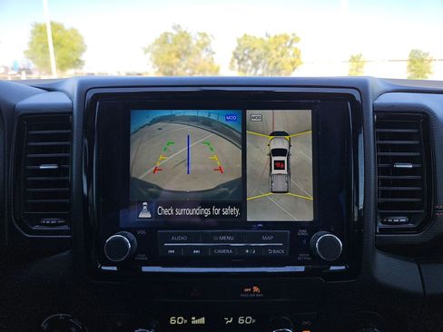 Used 2023 Nissan Frontier PRO-4X w/ Pro-4X Premium Package image 16