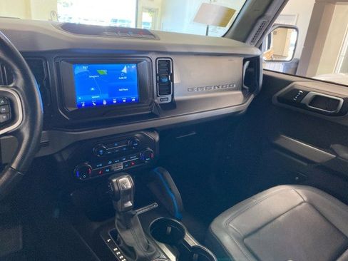 Used 2021 Ford Bronco Black Diamond AWD/4WD image 12