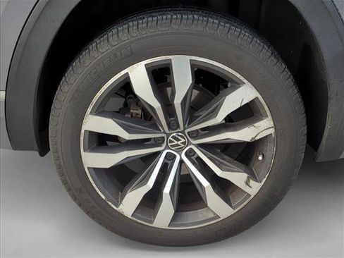 Used 2021 Volkswagen Atlas Cross Sport SEL R-Line image 10