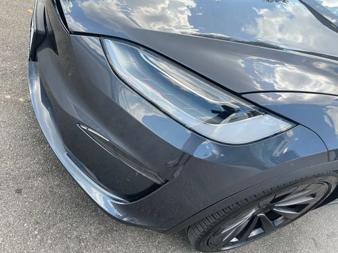 Used 2022 Tesla Model X Plaid AWD/4WD image 33