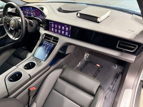 Certified 2025 Porsche Taycan RWD image 15