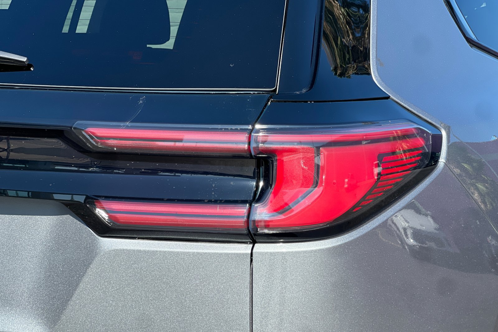 New 2026 GMC Acadia Elevation w/ Black Edition FWD image 28
