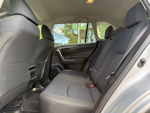 Used 2019 Toyota RAV4 LE w/ All Weather Liner Package AWD/4WD image 16