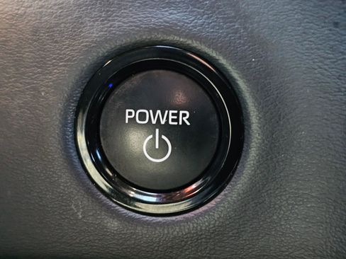 Used 2025 Toyota Sequoia Platinum image 26