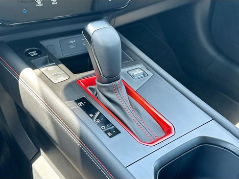 New 2025 Nissan Kicks SR image 11