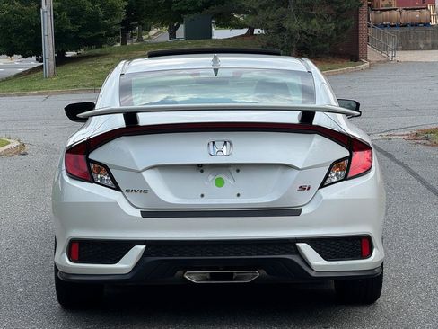 Used 2018 Honda Civic Si image 5