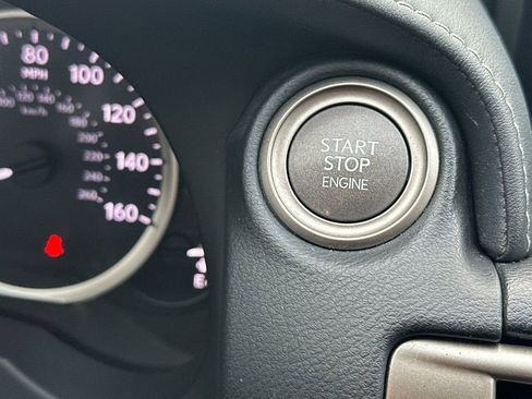 Used 2016 Lexus IS 200t image 22