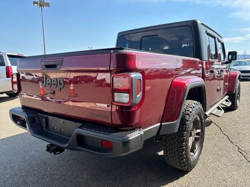 Used 2021 Jeep Gladiator Sport image 5