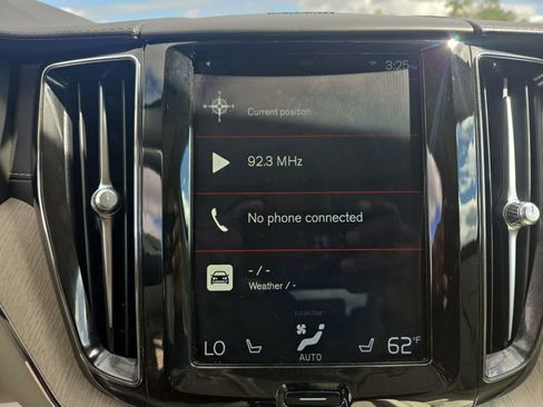 Used 2020 Volvo XC60 T5 Inscription image 25