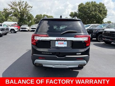 Used 2023 GMC Acadia SLT w/ Technology Package FWD image 5