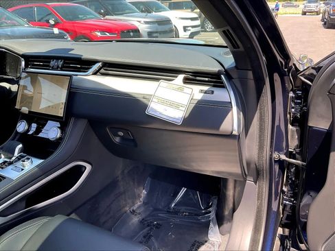 New 2026 Jaguar F-PACE R-Dynamic S image 28