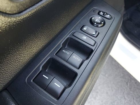 Used 2024 Honda CR-V EX image 19