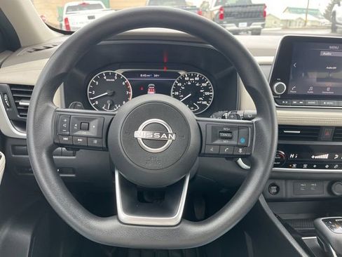 Used 2024 Nissan Rogue SV AWD/4WD image 35