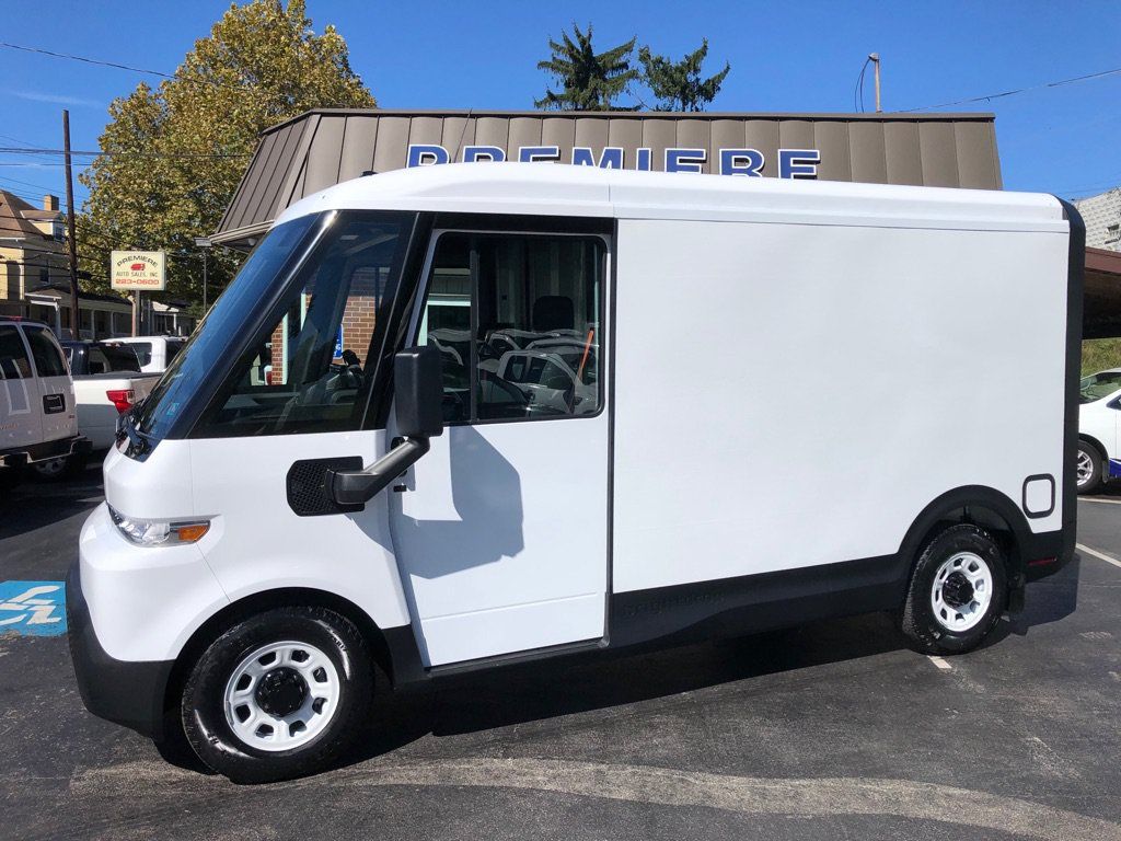 Used 2025 Chevrolet Brightdrop 400 w/ Power Door Package AWD/4WD image 1