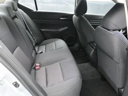 Used 2021 Nissan Altima 2.5 S FWD image 15
