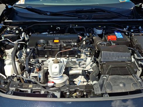 Used 2024 Honda Civic Sport image 28
