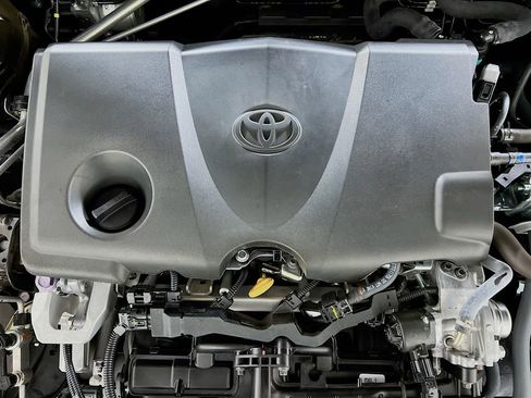 Used 2021 Toyota Camry XSE image 27