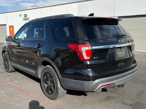 Used 2016 Ford Explorer XLT w/ Equipment Group 202A FWD image 3